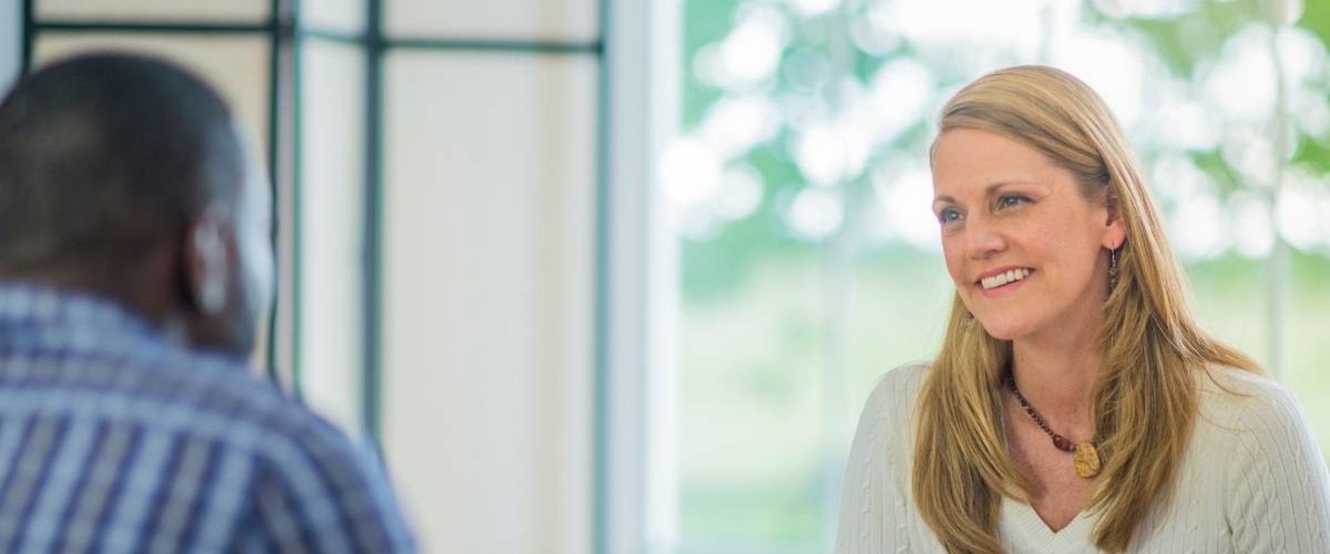 A Comprehensive Guide to Finding the Right Chemistry and Physics Tutors in the UK