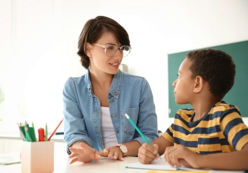 Testimonials from Past Students: How They Can Help You Find the Right Private Tutor or Educational Platform