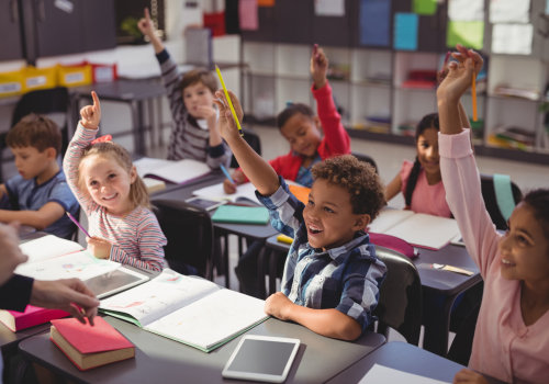 The Benefits of Participation in Group Discussions and Activities for Distance Learning